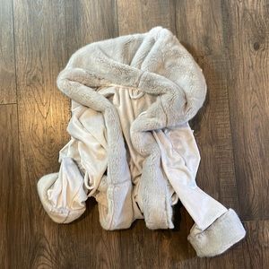 Pottery barn robe